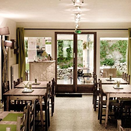 Gite De La Baume , Aux Delices Du Verdon カステラーヌ エクステリア 写真