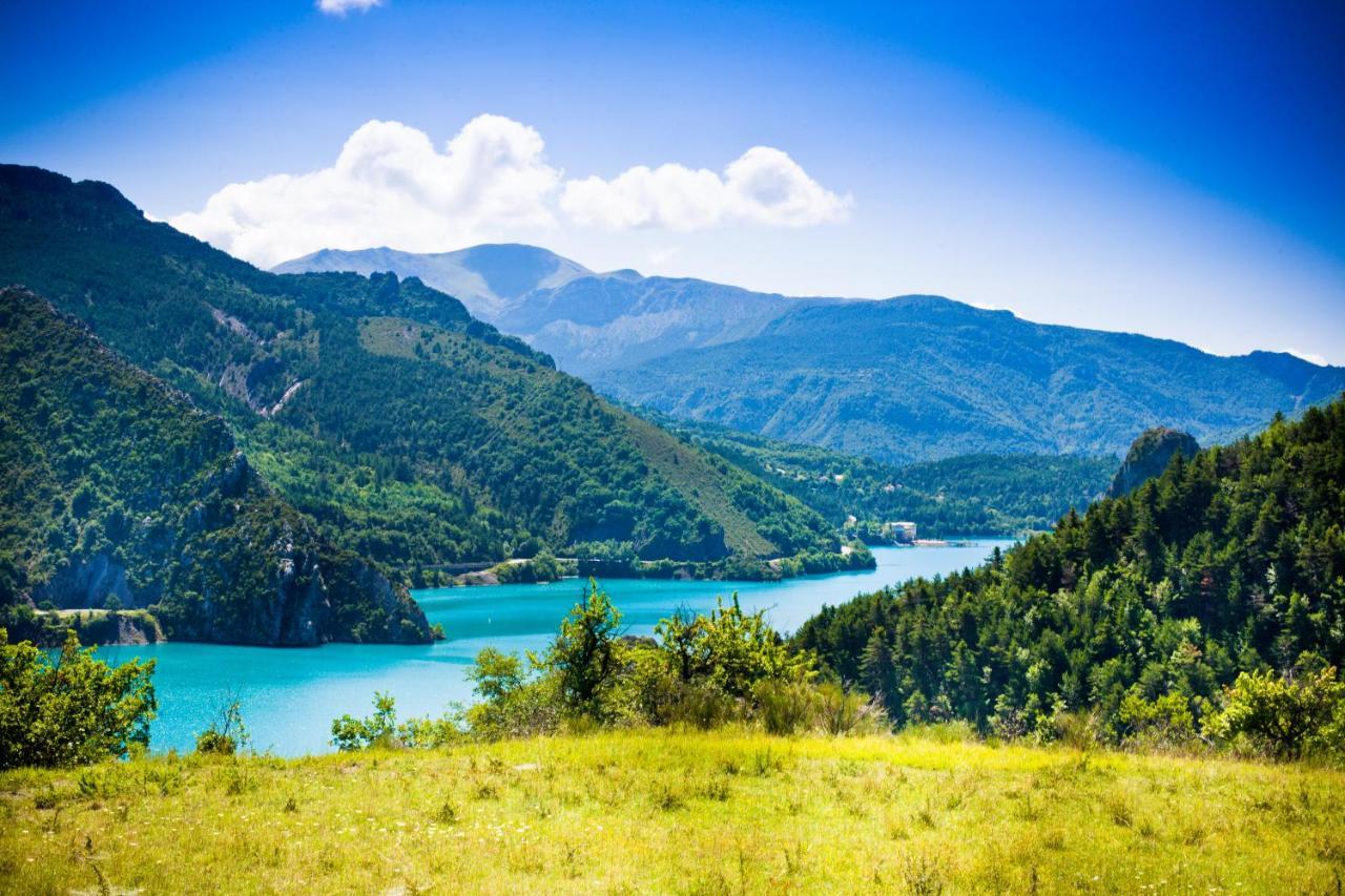 Gite De La Baume , Aux Delices Du Verdon カステラーヌ エクステリア 写真